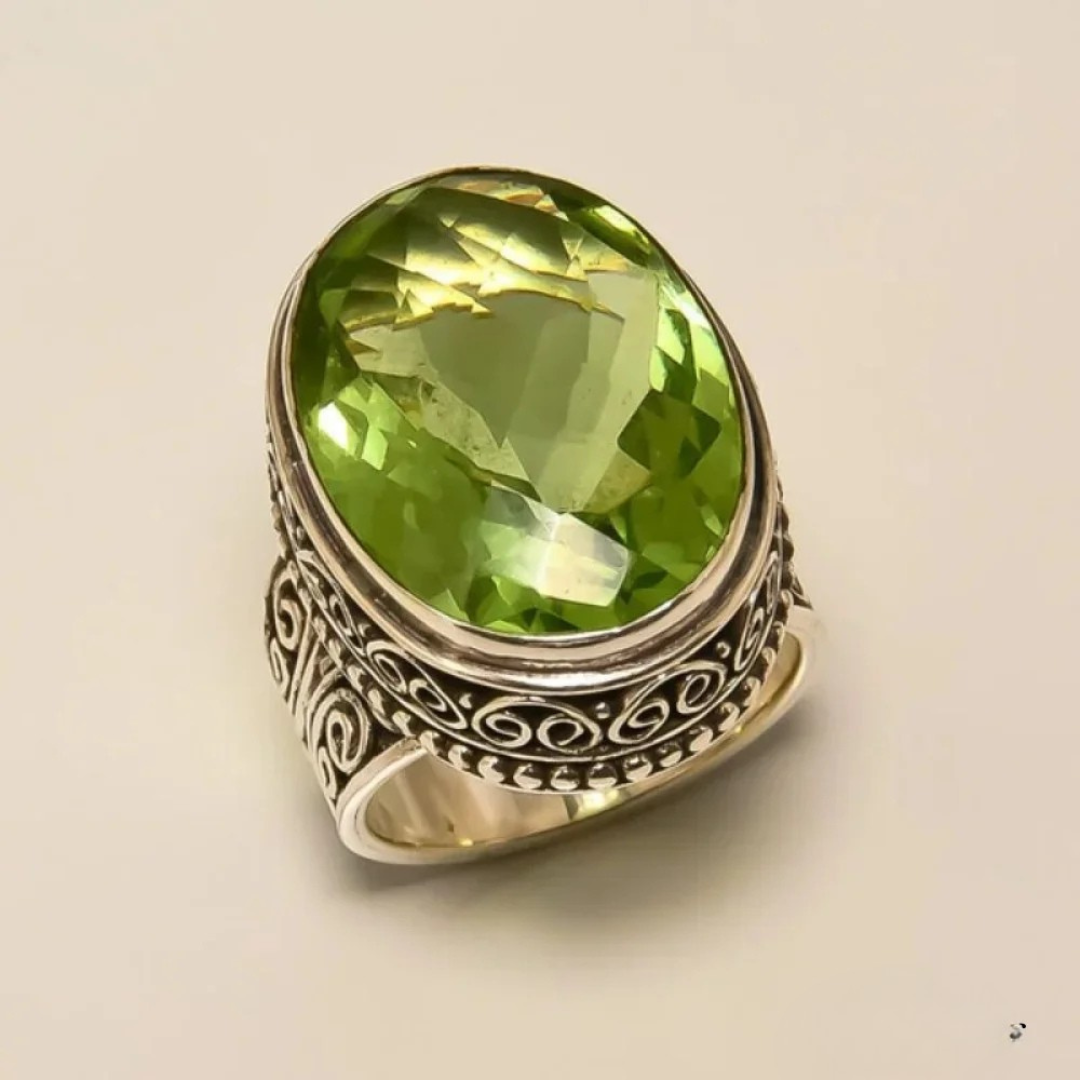 Bague Vintage ajustable en Cristaux d'Olive
