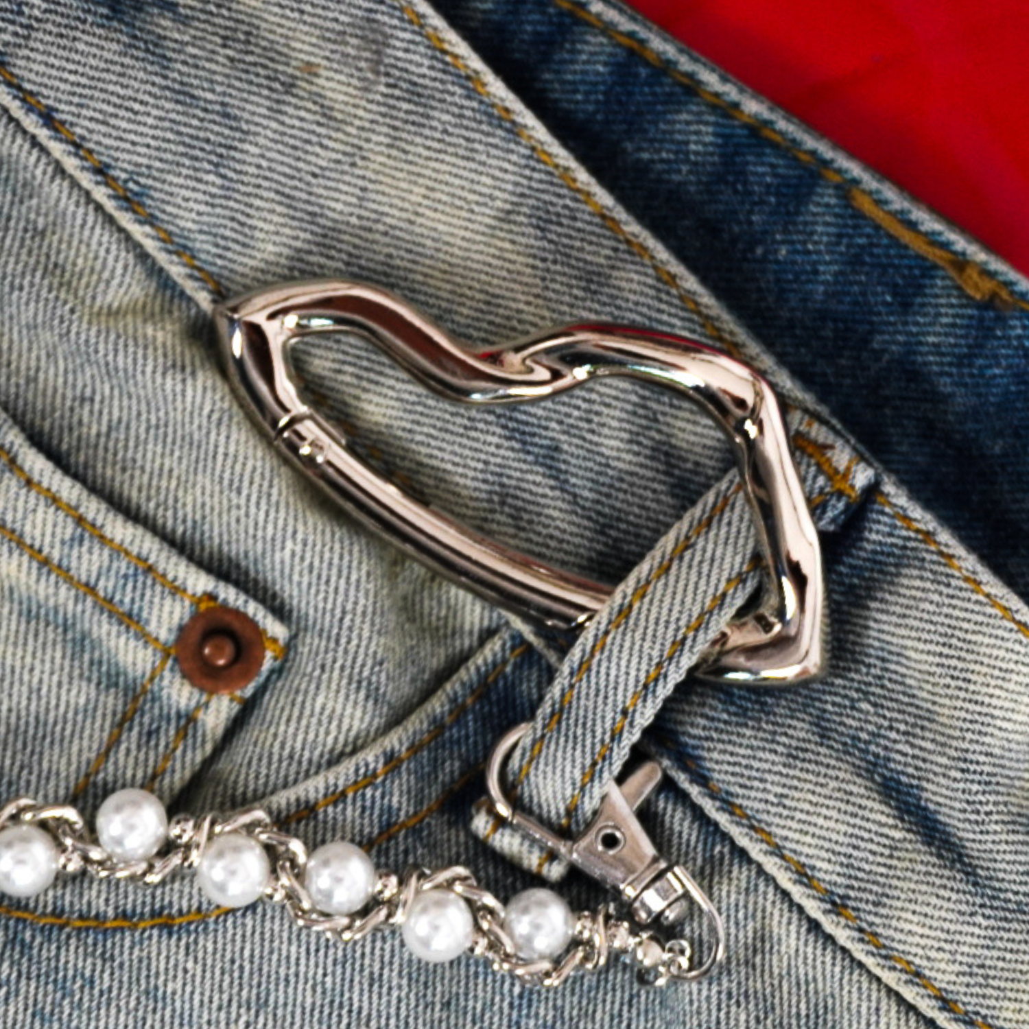 PORTE-CLÉS AVEC CARABINER
