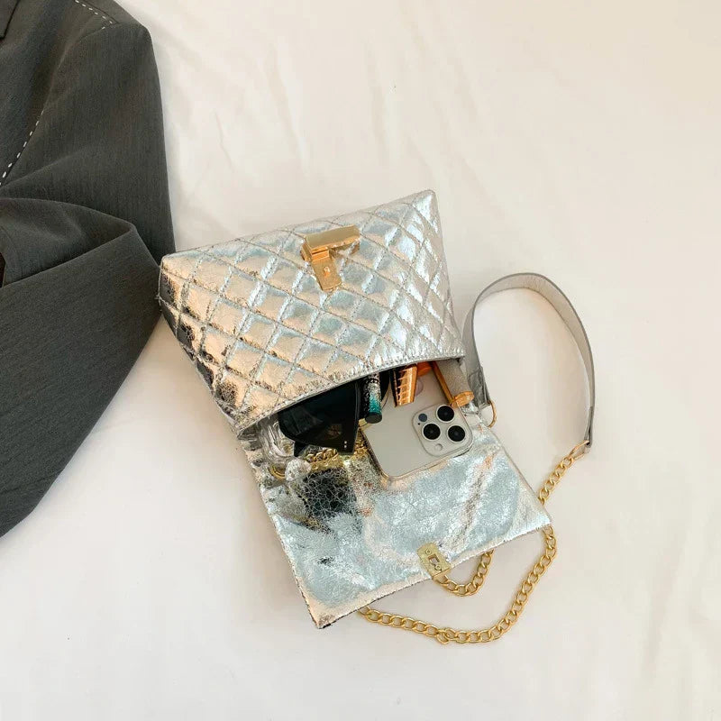 Irene™ Sylvie | Sac à bandoulière matelassé Chevron Iversen™ Sylvie | Sac à bandoulière matelassé Chevron de luxe