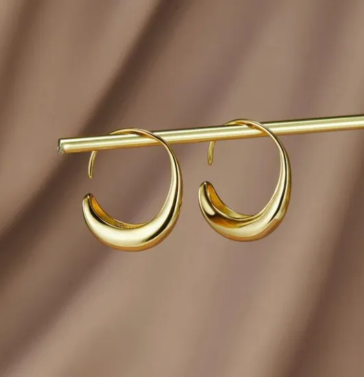 Créoles Élégantes plaquées or 18K