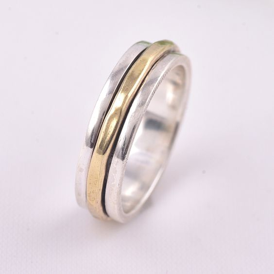 Bague vintage en or fin et argent