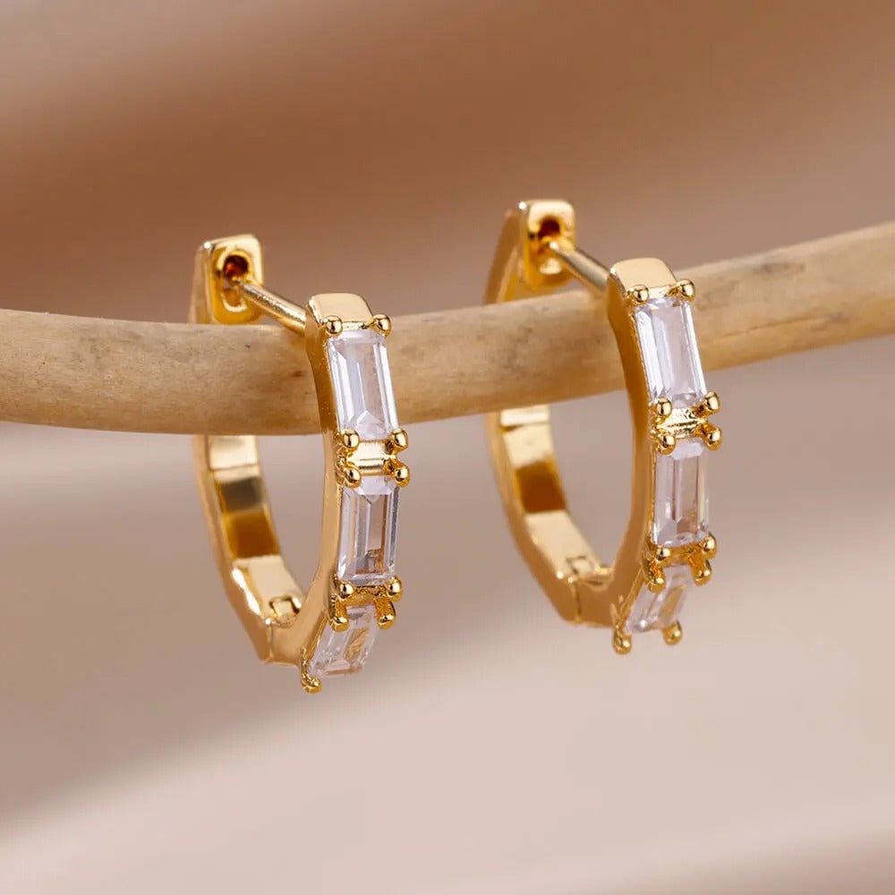 Boucles d’Oreilles Rectangulaires plaquées or 18K avec zircon