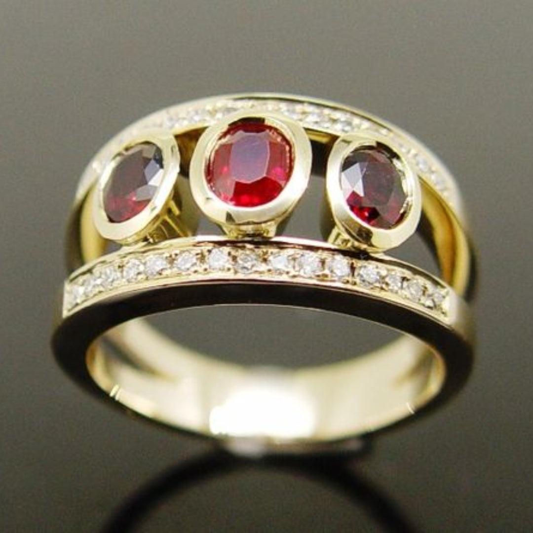 Bague vintage Goldring avec zircon rouge