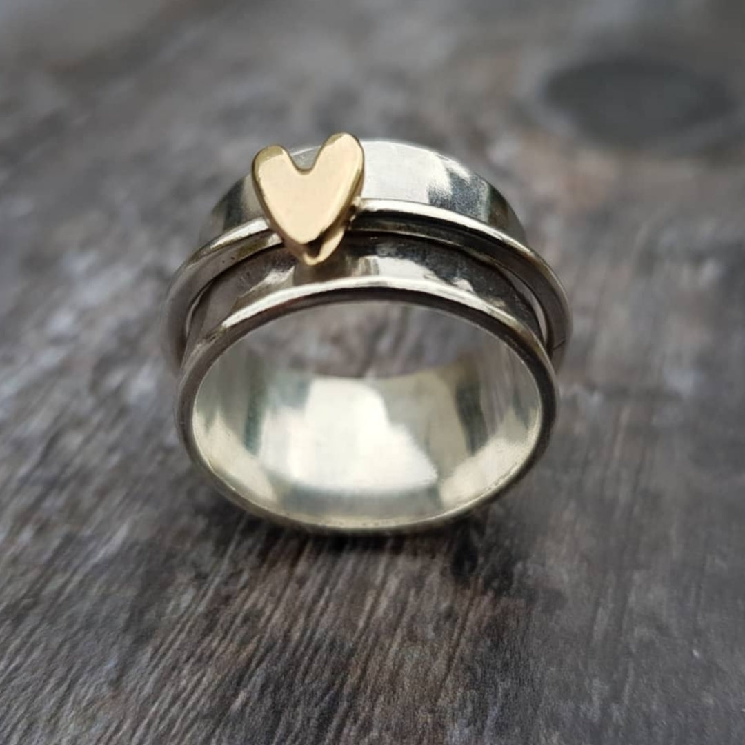 Bague vintage en argent au cœur d'or