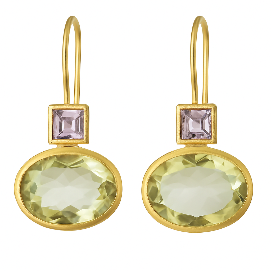 Boucles d’oreilles dorées avec cristal vert style vintage