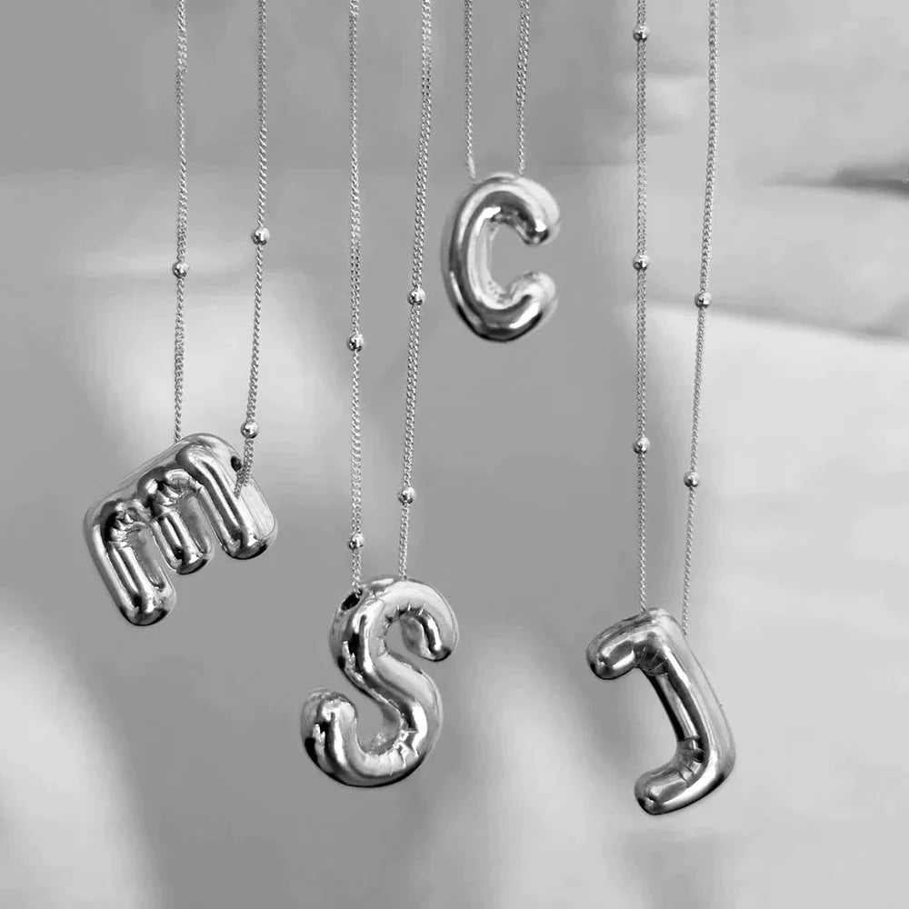 Collier spécial initiales plaqué or 18 carats avec bulles de ballon
