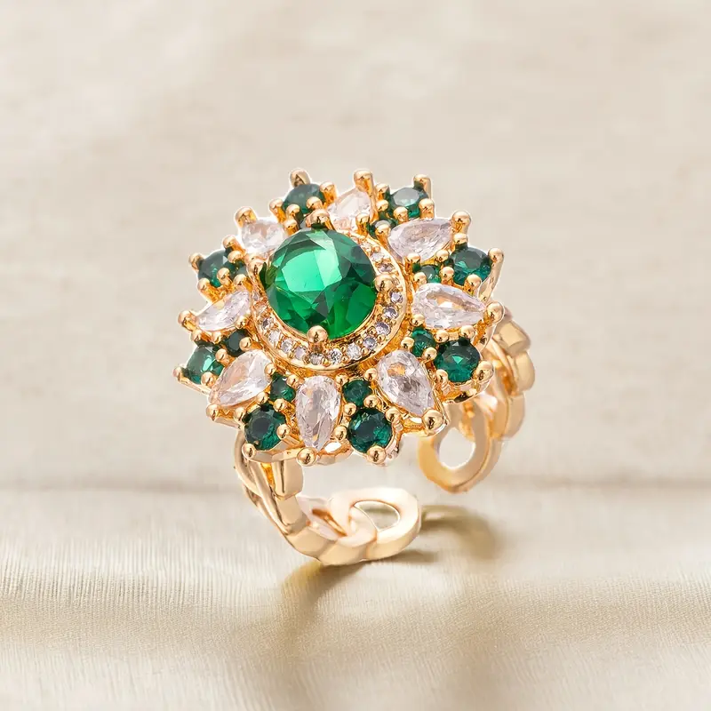 Bague avec motif mandala en cristaux blancs et verts